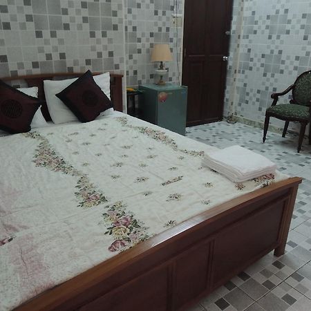 Tan Sinh Huong Hotel Ho Chi Minh-stad Buitenkant foto