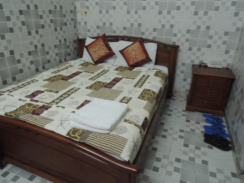 Tan Sinh Huong Hotel Ho Chi Minh-stad Buitenkant foto