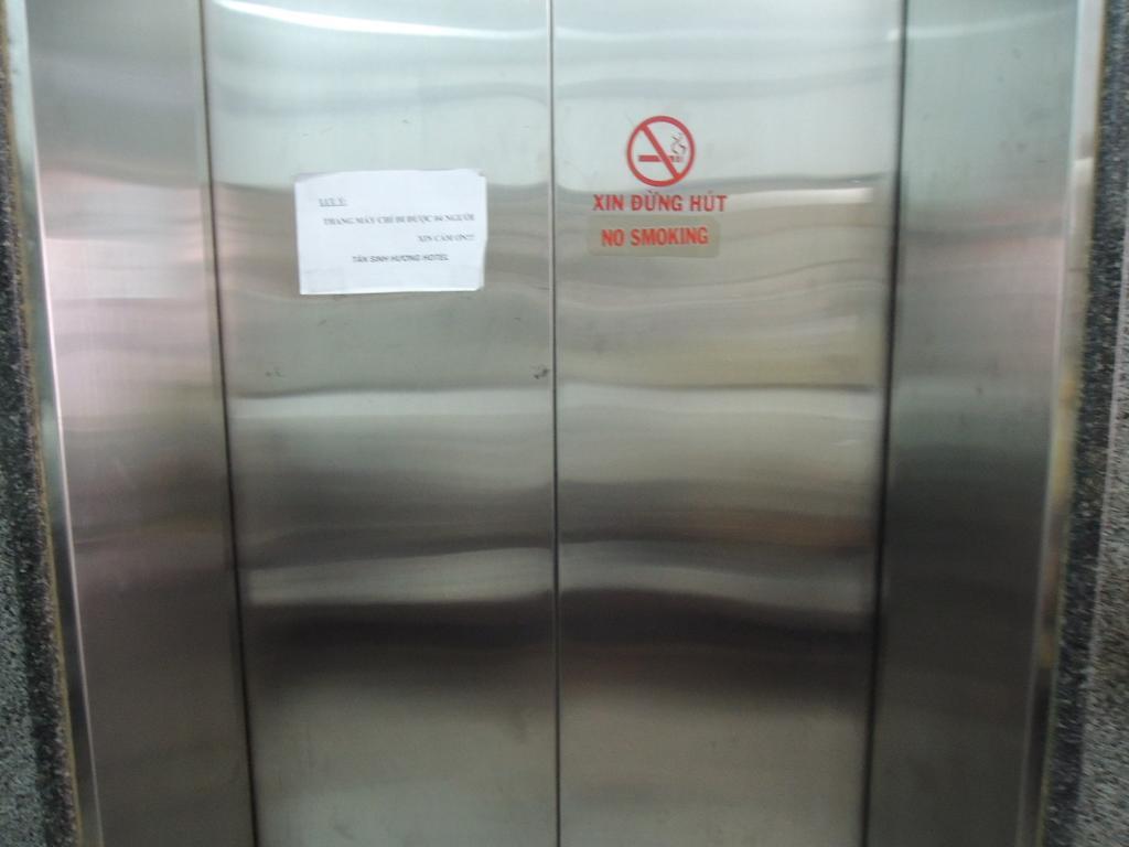 Tan Sinh Huong Hotel Ho Chi Minh-stad Buitenkant foto